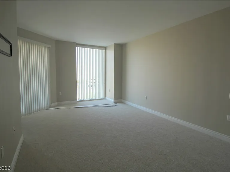 2777 Paradise Rd #708 — Photo 9