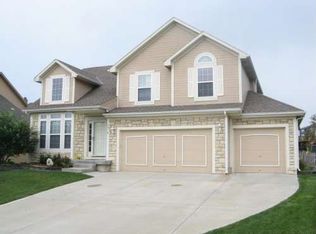 5814 Woodstock St, Shawnee, KS 66218