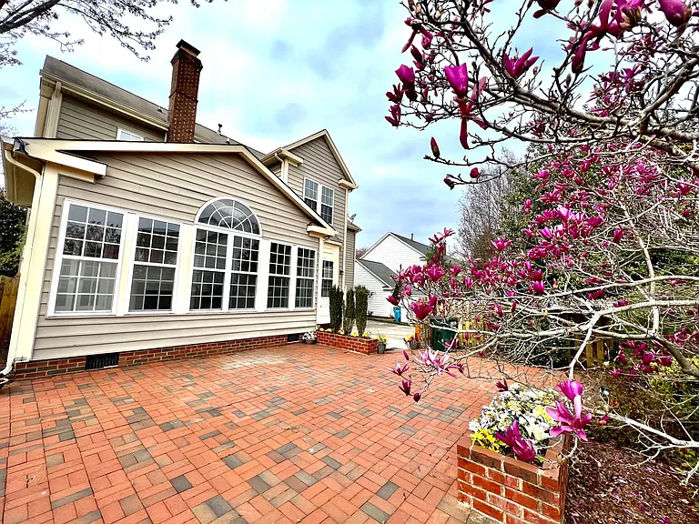 5311 Creft Cir — Photo 4