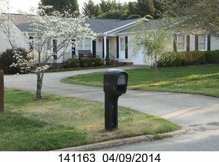 1404 Kendrick Rd, Gastonia, NC 28056