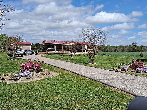 3rd image of 203 Mill Rd