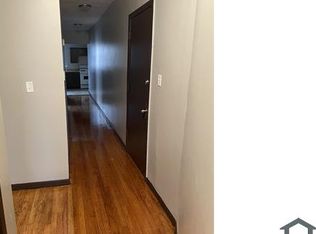 2111 E 68th St #3, Chicago, IL 60649