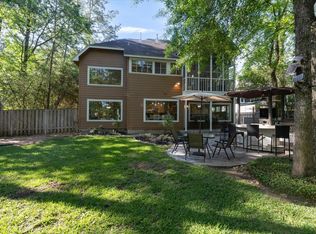 10 Owls Cove Pl, Spring, TX 77382