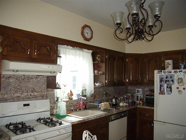 1st image of 317 Rich Ave