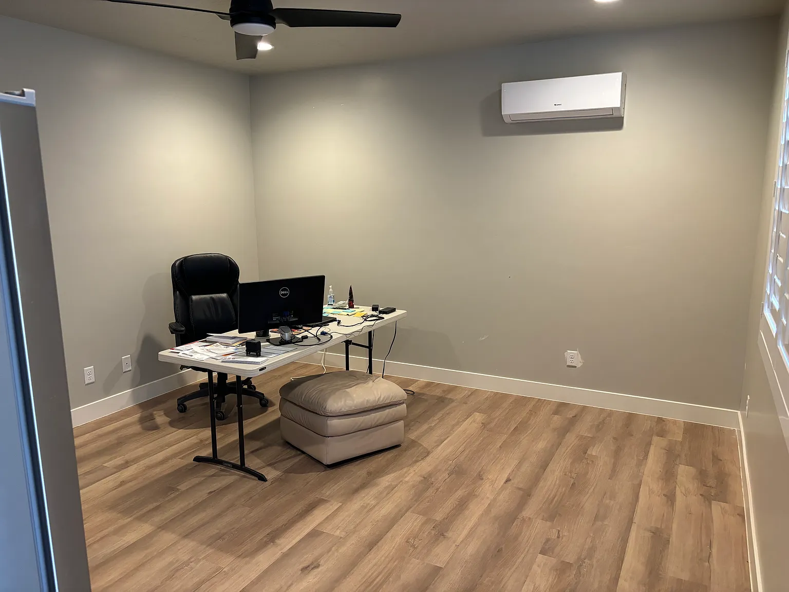 Studio, 300 sqft, $900 — Photo 3