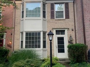 332 Lynn Manor Dr, Rockville, MD 20850