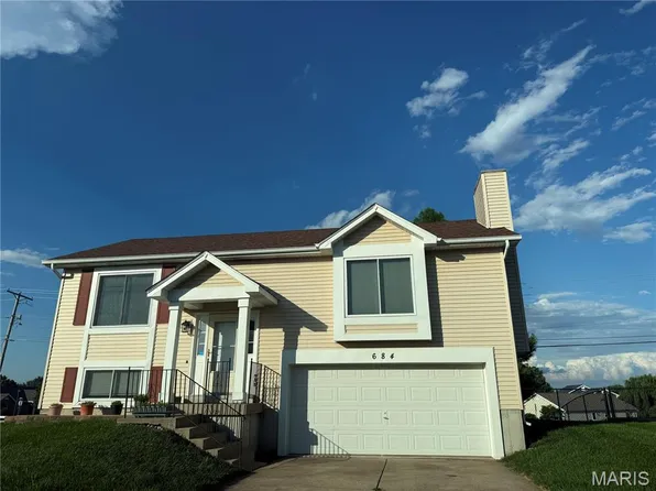 684 Dundee Ct, Wentzville, MO 63385