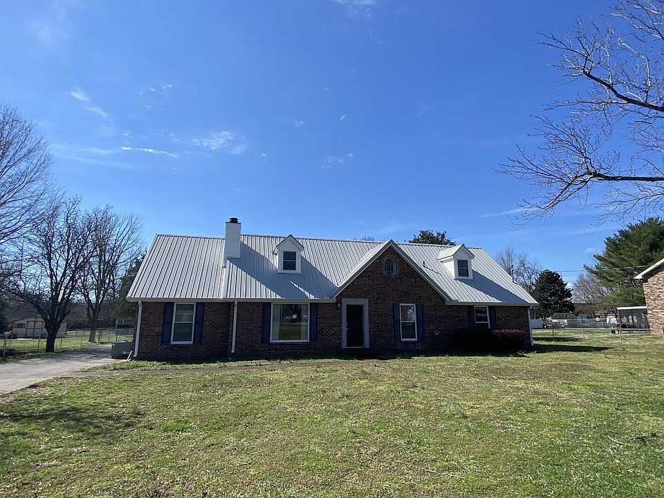 1st image of 208 Berrywood Dr