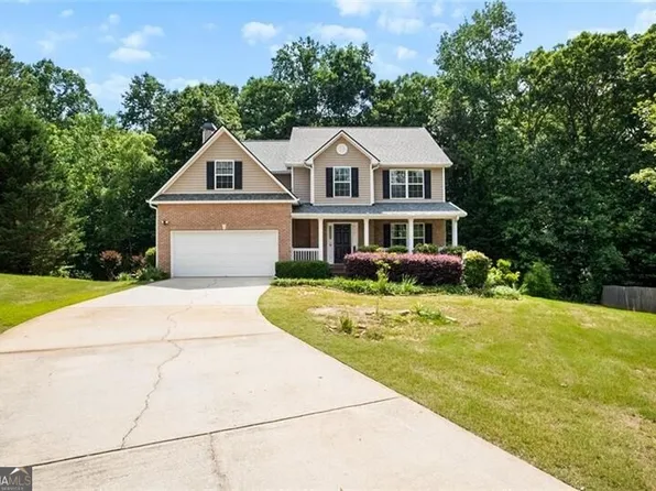 3185 Oak Ridge Ln, Loganville, GA 30052