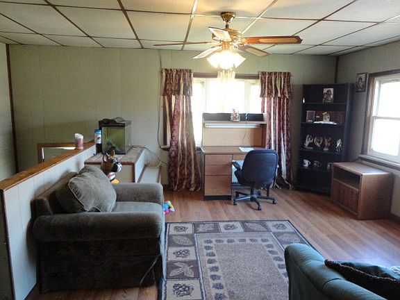 5th image of 39 Eastwood St
