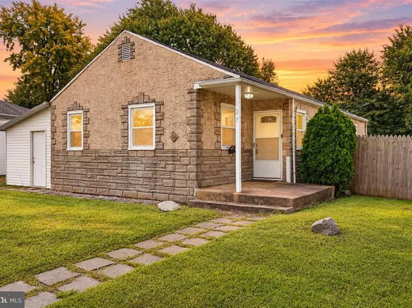 127 Hunn Rd, New Castle, DE 19720