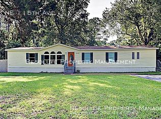 2425 NE 115th Ave, Silver Springs, FL 34488