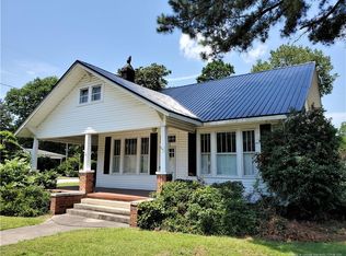 401 N Ellis Ave, Dunn, NC 28334