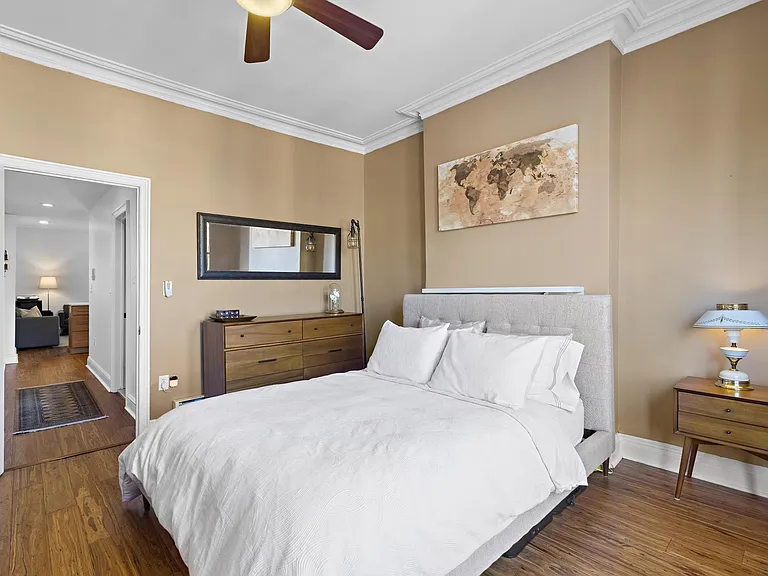1214 Washington St #8 — Photo 10