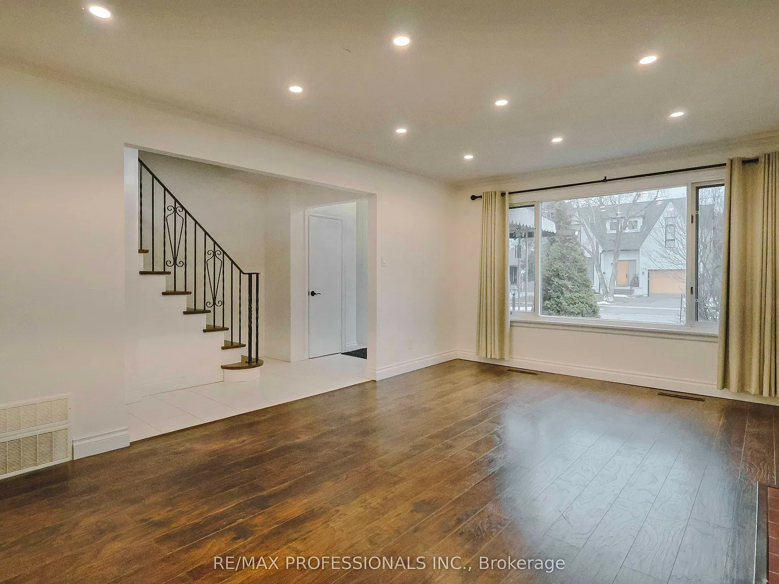 4 bed, $4,450 — Photo 4