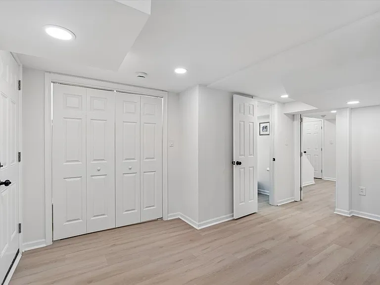 1612 Hardwick Rd — Photo 30