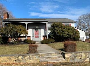 430 Foley Ave, Somerset, MA 02726