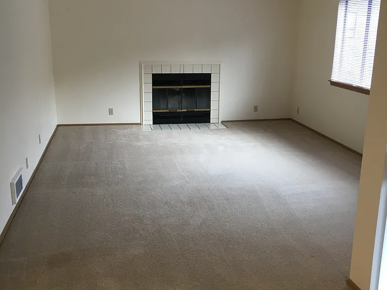 Meridian Place — Photo 19