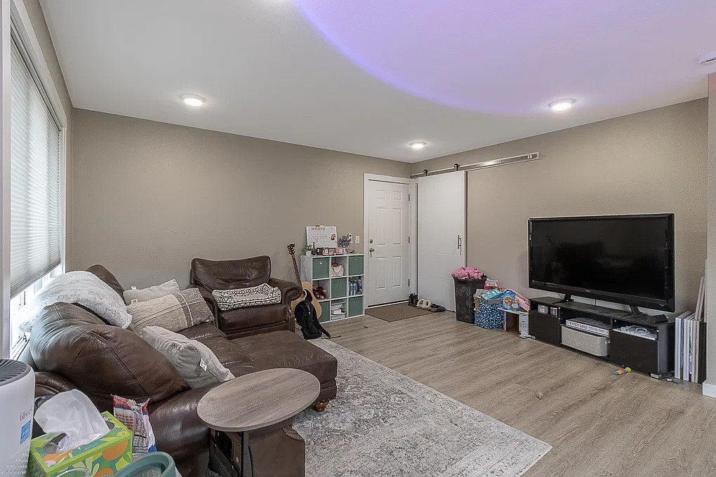107 Grove Street — Photo 4