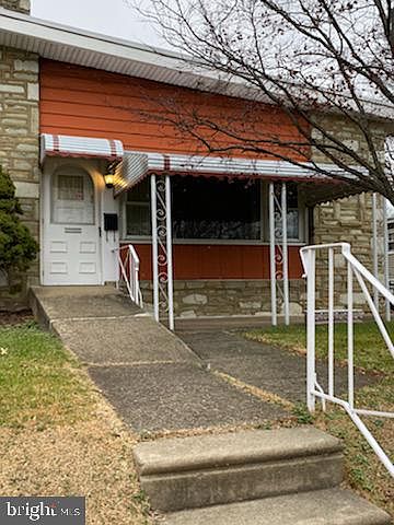 1st image of 3903 Patrician Dr