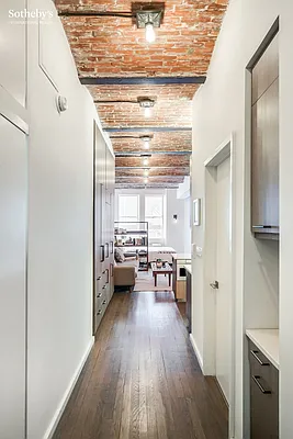 Rented by Sotheby's International Realty | media 14