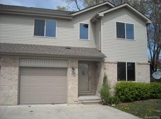 3289 E Eleven Mile Rd, Warren, MI 48092