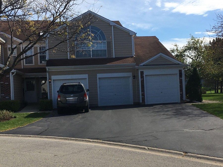 2nd image of 15 Taylor Ct #B