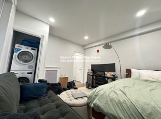 11 Peterborough St #804, Boston, MA 02215