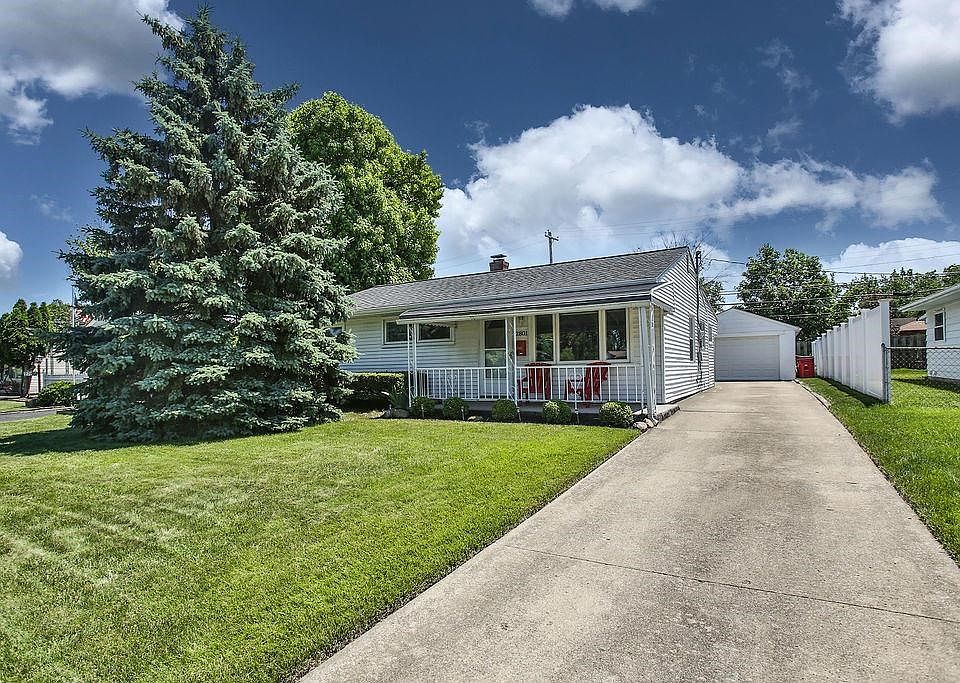 1st image of 2801 Woodgrove Dr
