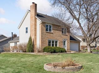 4015 Cottonwood Ln N, Plymouth, MN 55441