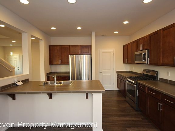 4th image of 19636 19th Avenue Ct E