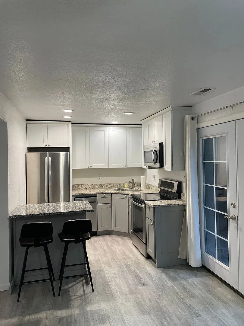 1197 S Sherman Street — Photo 3