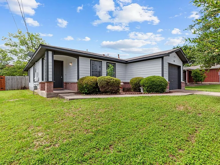112 James Lin Cir — Photo 2