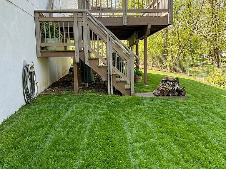 Mountain Rd — Photo 11