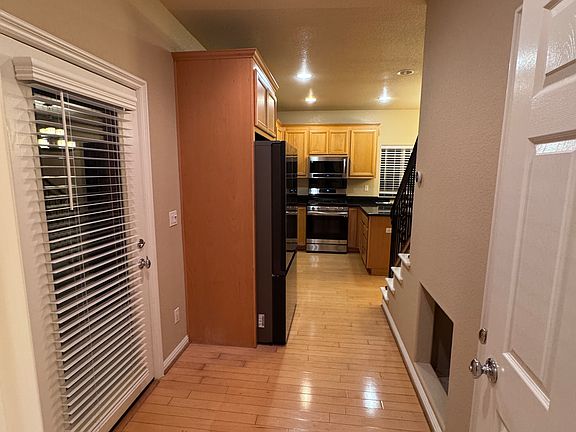 5th image of 1392 W Latimer Ave