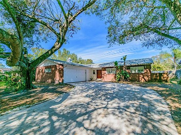 2nd image of 7536 Meadow Dr