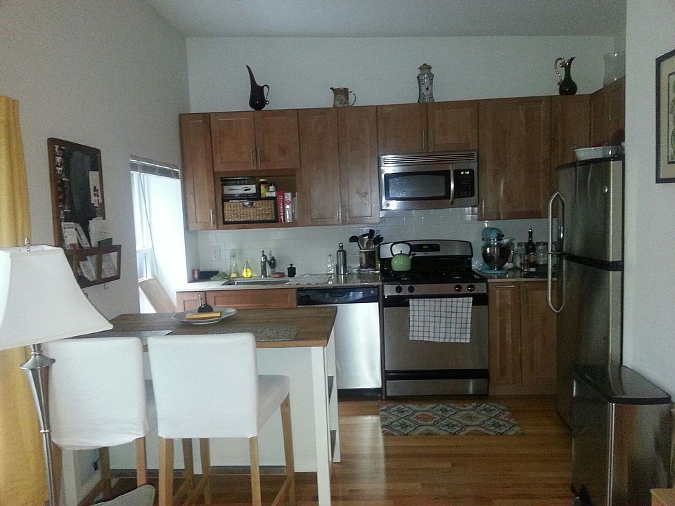 1st image of 53 S Oxford St APT 3