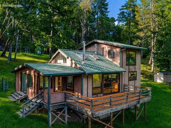4001 Old Briceland Rd, Garberville, CA 95542