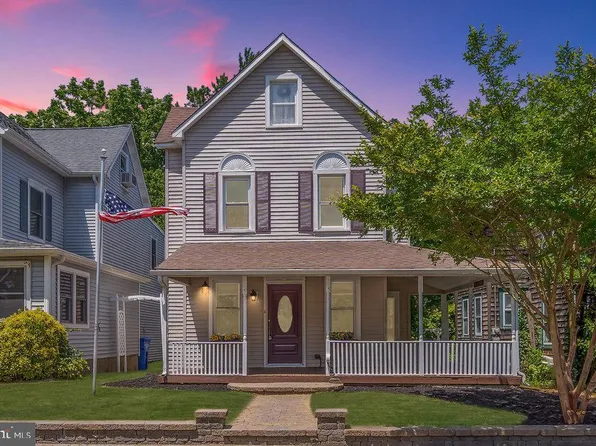 155 Ocean Ave, Island Heights, NJ 08732