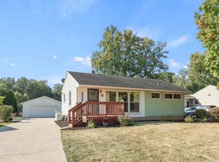 5328 Forest Ave, Fort Wayne, IN 46815