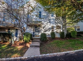 319 Enclave Ln, Bedminster, NJ 07921