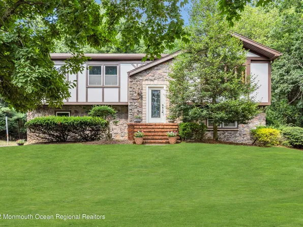 164 Whispering Pines Drive, Lincroft, NJ 07738