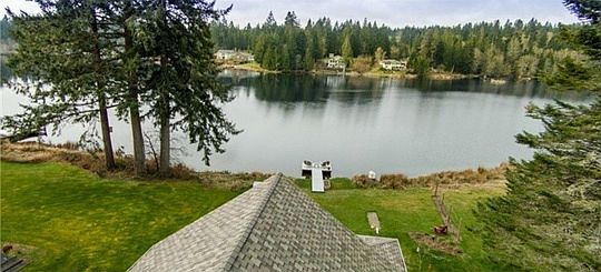 5th image of 50 E Lakeshore Dr