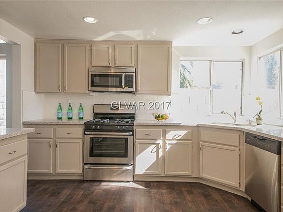 3rd image of 1309 Bent Arrow Dr