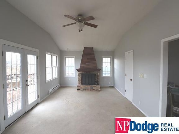4th image of 808 Durand Dr