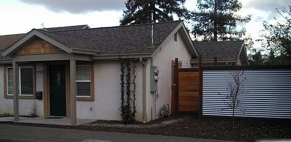 4th image of 2720 Santa Clara St
