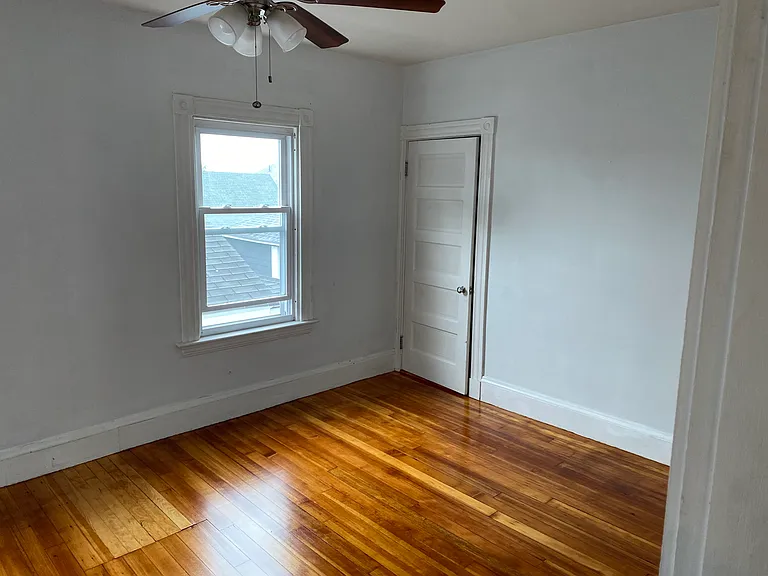 73 Sullivan St #2 — Photo 15