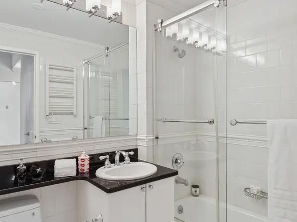 404 East 76th Street image 5 of 5