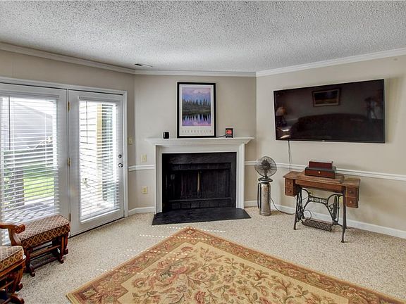 5th image of 113 River Point Dr