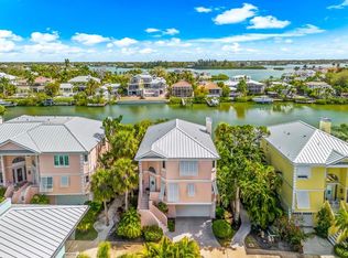 3941 Hamilton Club Cir #9, Sarasota, FL 34242